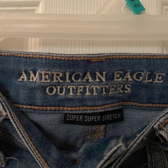 American Eagle size 2 Jegging super stretch - Picture 3 of 3